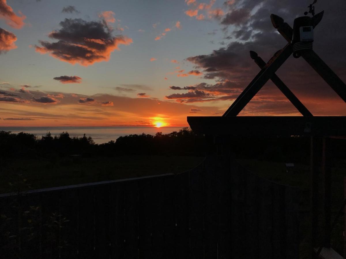 Maregold Centre - Juniper Cabin And Rose Cabin Victoria Beach Bagian luar foto