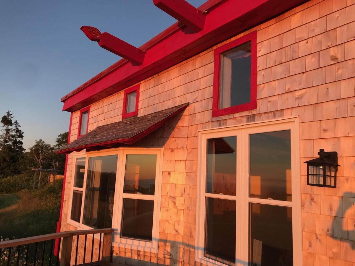 Maregold Centre - Juniper Cabin And Rose Cabin Victoria Beach Bagian luar foto