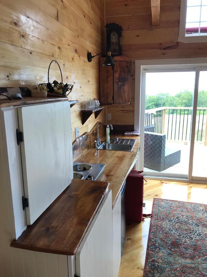 Maregold Centre - Juniper Cabin And Rose Cabin Victoria Beach Bagian luar foto