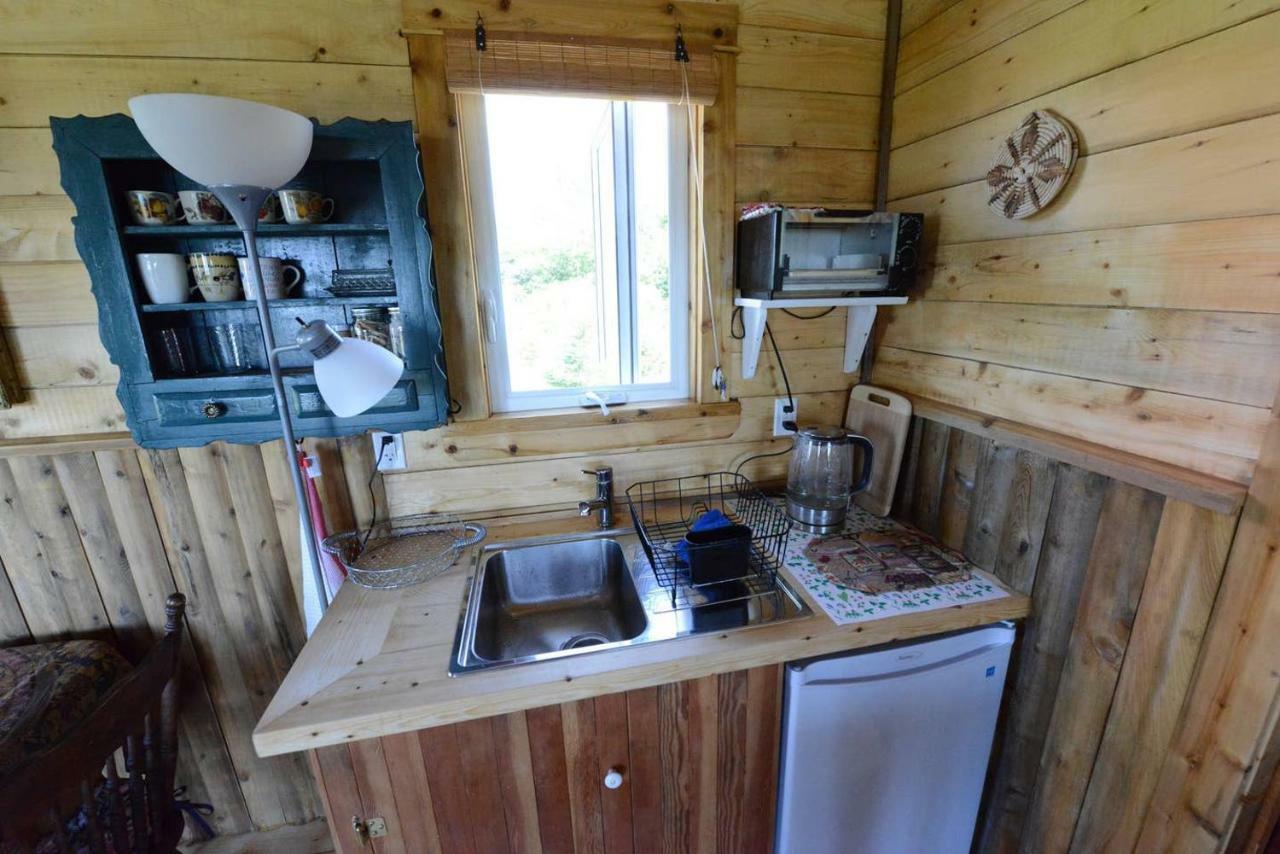 Maregold Centre - Juniper Cabin And Rose Cabin Victoria Beach Bagian luar foto